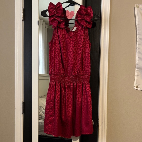 entro Dresses & Skirts - Entro Red Midi Dress with Bow Accents